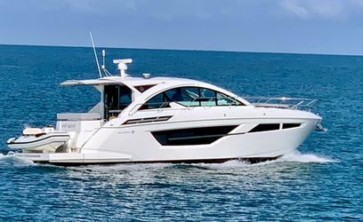 50' Cruisers Yachts 2020 Yacht For Sale